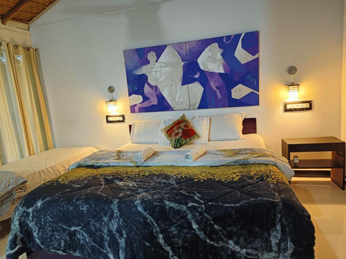 Lotus Riya Home Stay Hampi Zewnętrze zdjęcie