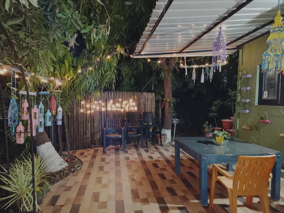 Lotus Riya Home Stay Hampi Zewnętrze zdjęcie