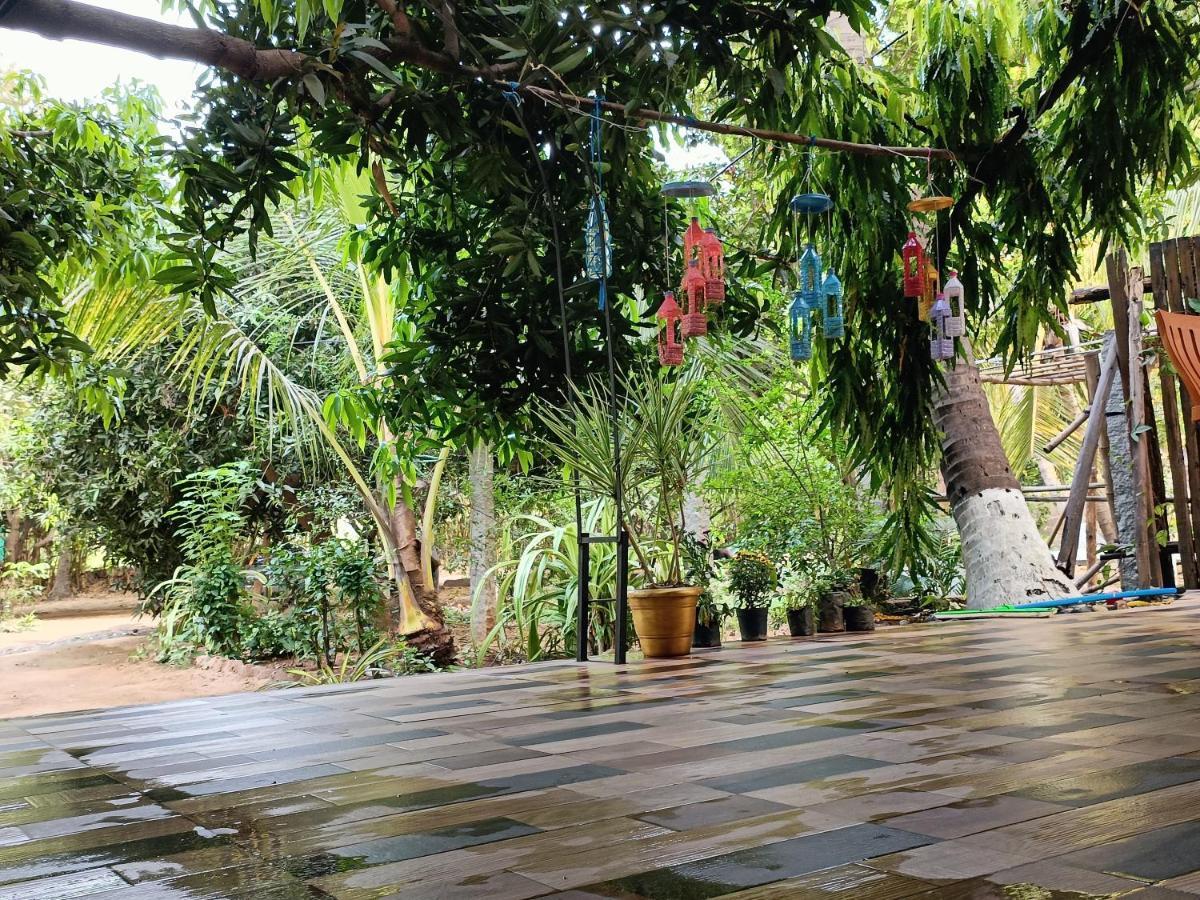 Lotus Riya Home Stay Hampi Zewnętrze zdjęcie